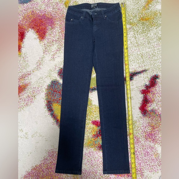 , never worn. - Picture 9 of 16